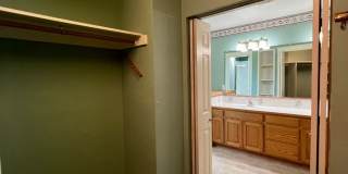 Tri-Level Spring Blvd Home Gallery 65