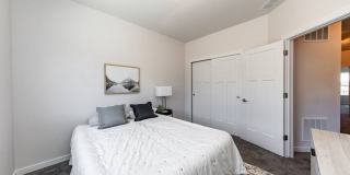 FULLY FURNISHED 3 Bed Luxury End Unit Townhome backs to Nature Gallery 29