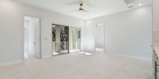 114 Royal Lane Gallery 32
