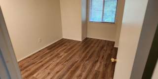 3bed 2.5 bath Silverdale Rejuvinated Townhouse Gallery 37
