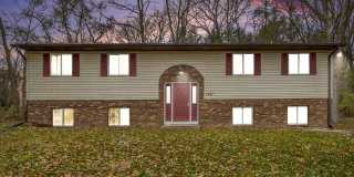 Newly remodeled 1 bedroom 1 bathroom - Ask about our Security Deposit Alternative! Gallery 1