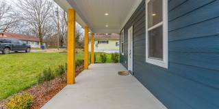 Like New Modern Craftsman in Red Bank! Gallery 30