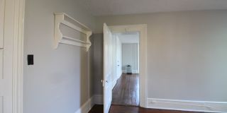 1 bed, 1 bath apartment for rent in Downtown Harrisonburg! Gallery 22