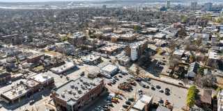 This luxurious townhouse on Cherry St. Gallery 8
