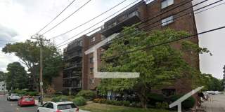 GREAT 2Br/1Bth in Watertown Center. Modern building, elevator, balcony, AC, gym Gallery 1
