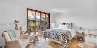 1700 S Bayshore Ln Gallery 24