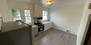 Epic REA - Spacious Light-filled Corner House 4BD/ 2BA Gallery 16