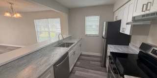 2 Bedroom/1 Bathroom Apartment Gallery 3