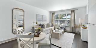 The Landing at Vinnin Square Gallery 2