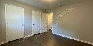 322 East Sumter Street Gallery 11