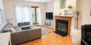 4237 North Kenmore Avenue Gallery 2