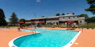 Rolling Green Gallery 23