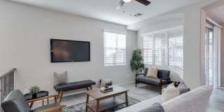 4763 E Red Oak Lane Gallery 3