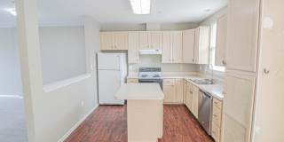 13014 SHAMROCK GLEN Drive unit: 901 Gallery 9