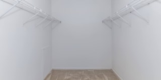 Oaks at Hampton Apartments Gallery 26