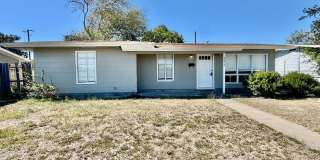 Charming 3-Bedroom Home with Large Backyard & Detached 2-Car Garage Charming 3-Bedroom Home with Large Backyard & Detached 2-Car Garage Gallery 1