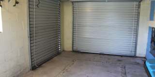 Beautiful 2 bedroom Lakefront Home Gallery 41