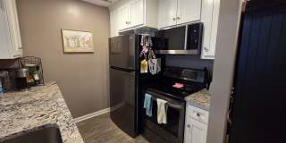 2 bedroom close to Five Points! Gallery 4