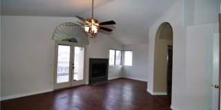 20302 Silktassel Road Gallery 22