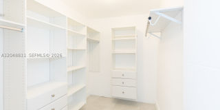 913 NE 2nd St Gallery 21