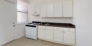 5416 S. Woodlawn Avenue Gallery 3