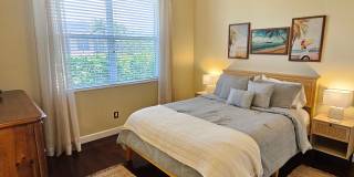 Seasonal Short-Term 4 Bedroom 3 Bathroom Heated Pool Home located in Venetian Golf & River Club! Gallery 54