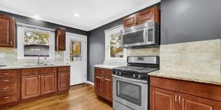 6661 Glenview Drive Gallery 11