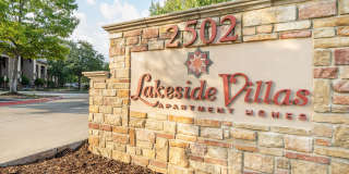 Lakeside Villas (Dallas) Gallery 15