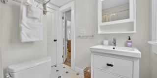 221 13TH Avenue NE Gallery 22