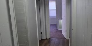 1631 West 7th Street Gallery 9