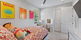1077 Faulkner Terrace Gallery 38