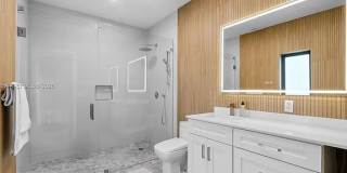 1120 Wallace Street Gallery 19