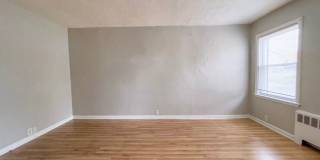 Cozy 1 bedroom, Close to Campus Gallery 3