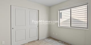 Four Bedroom Home in King City! Four Bedroom Home in King City! Gallery 21