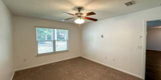 Updated 4 bedroom, 2 bath home for rent in Chasefield Subdivision! Gallery 11
