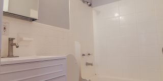 421 Hopkins Street-2 Gallery 15