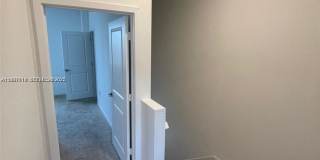 440 Northeast 4th Street Gallery 4