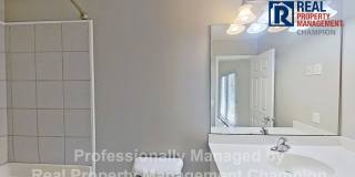 3 BD/2BA in Azalea Trace - Students Welcome Gallery 13