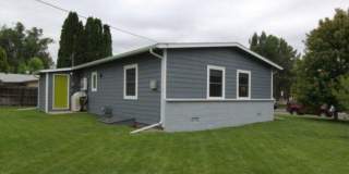 Updated 3 Bed Home with Vaulted Ceilings, Solar Panels & Large Corner Lot! Gallery 17