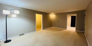 3912 Nw 58th, 3 bed, 1.5 bath, 2 car garage Gallery 3