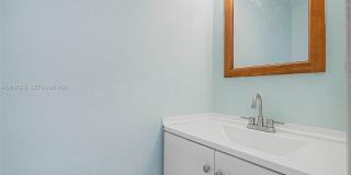 3764 SW 60th Ter Gallery 21