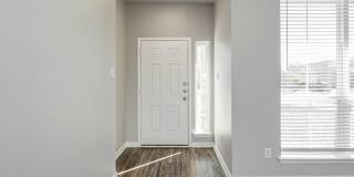 525 Fallbrook Dr Gallery 4