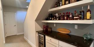 LUXURY 4 Bedroom home in NORTHGATE with Mountain Views Gallery 37