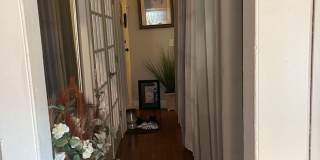 2 Bed / 1 Bath First-Floor Rental – Available ASAP Gallery 29