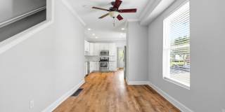 396 E Mithoff Street Gallery 12