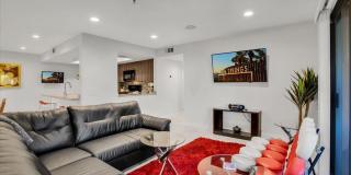 200 E Racquet Club Road Gallery 9