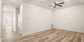 301 W Panther Way Unit 202 Gallery 14