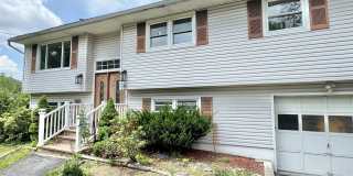 42 Merriewold Lane N Gallery 1