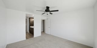 Pet Friendly 4 Bedroom Home in a Beautiful Neighborhood! Gallery 24