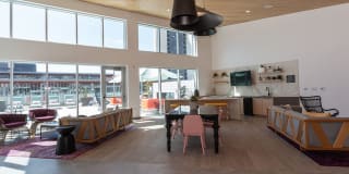 AMLI Park Broadway Gallery 15